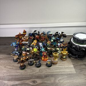 Skylander Collection 33 Skylanders Pieces 3 Portals Untested
